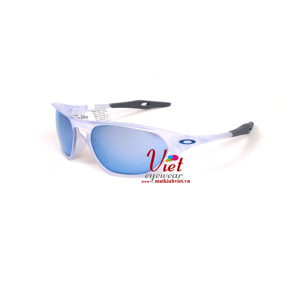 Kính mát Oakley OO9537 02
